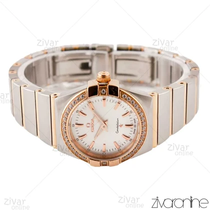 ساعت امگا کانسلیشن زنانه دورنگ رزگلد صفحه نقره ای دور نگین 102793