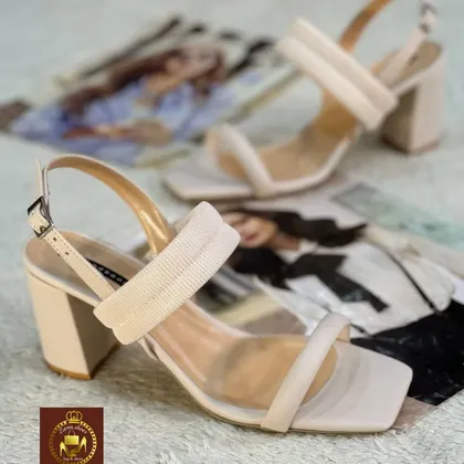 کفش صندل زنانه پاشنه 7 سانت مجلسی رکابدار سگک دار