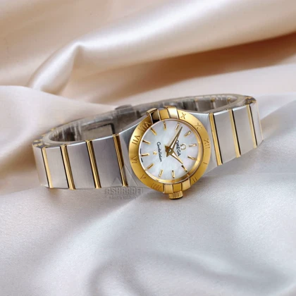 ساعت زنانه امگا کانسلیشن Omega Constellation 24-005