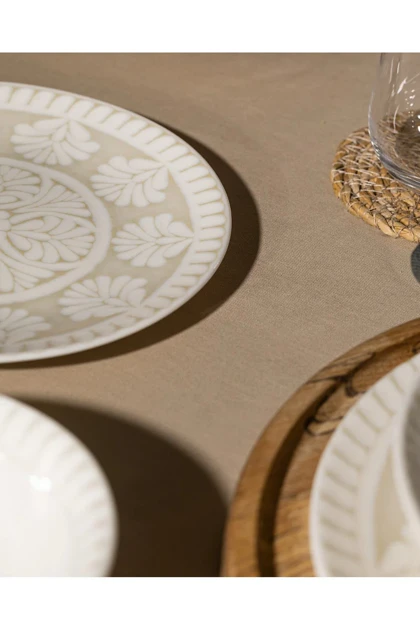 سرویس غذاخوری 24 تکه Madame Coco مدل Fortune Bone China - بژ
