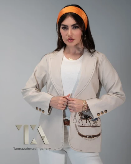 کت کالسکه از کالکشن لوکس پاییز 1405
