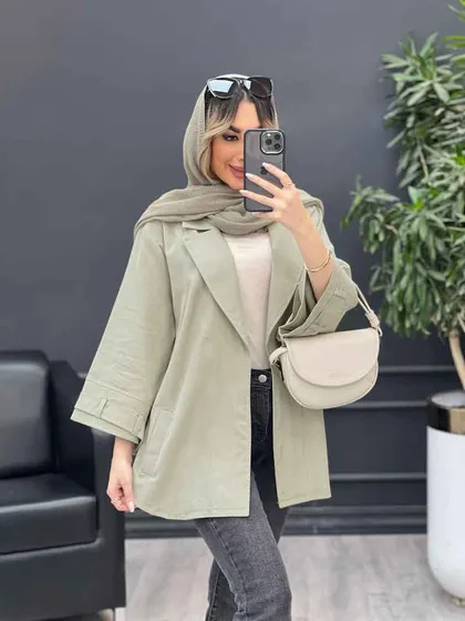 مانتو لینن پشت دو پاگن