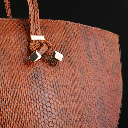 ست لاکچری زنانه چرم یلسان مدل گلوریا کد 303-ZHKLN-DLN-DIL-ATS-MRV