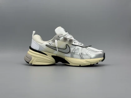 کتانی نایکی وی2کی ران کروم رپلیکا/Nike V2K Run chrome