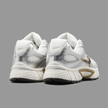 نایکی V5 رانر نقره ای بژ Nike V5 RNR Parachute Beige Metallic Pewter