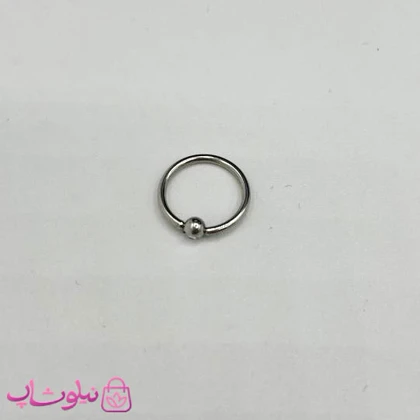 پیرسینگ بینی طرح تک حلقه نقره ای