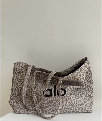 کیف باشگاهی الو کد 3830