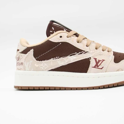 کتانی نایک ترویس کرم قهوه ای کد 6671