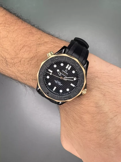 ساعت مچی امگا سیمستر بزل رزگلد بند رابر Omega Seamaster