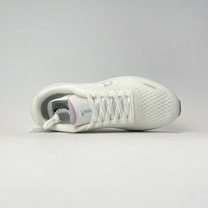 کفش پیاده روی نایک ری اکت سفید
