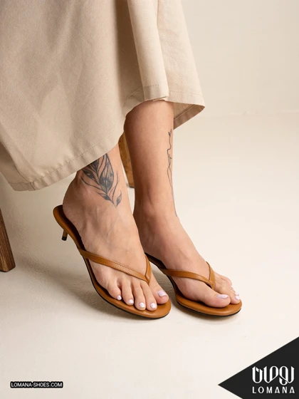 صندل پاشنه وارداتی لاانگشتی لومانا - کد 2806