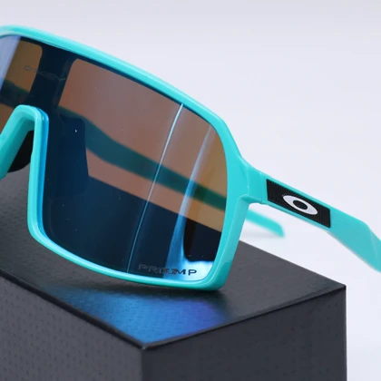 عینک از برند OAKLEY کد 181448