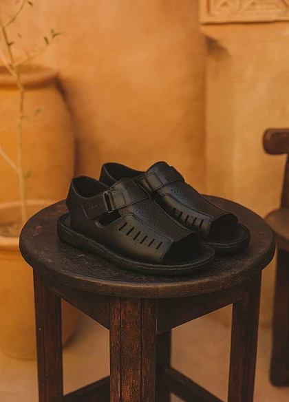 صندل جلوباز مردانه مشکی مدل Sany