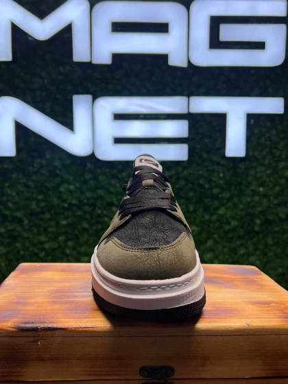 کتانی جردن مشکی سبز