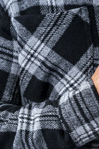 پیراهن آستین بلند پشمی جیب‌دار مردانه