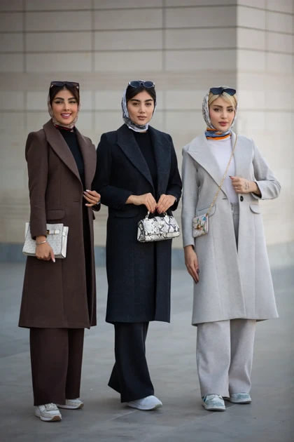 پالتو فوتر بلند ماوی ( پاییزه و زمستانه)