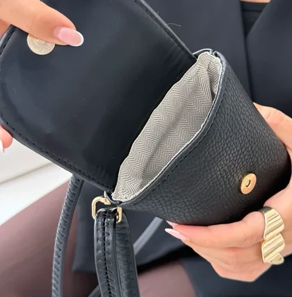 کیف زنانه موبایلی مانادو