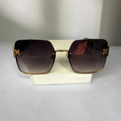 عینک آفتابی زنانه هرمس مدل HM8021