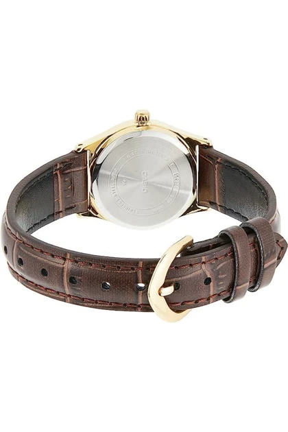 ساعت زنانه casio casio