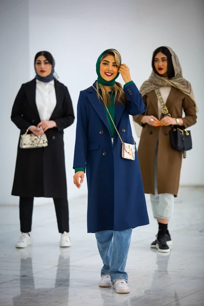 مانتو بزایاق یقه انگلیسی بلند