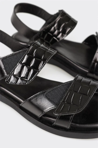 صندل مردانه اله elle