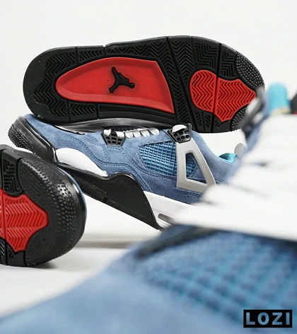 کفش کتانی ساق‌دار مردانه آبی سفید Nike air jordan 4