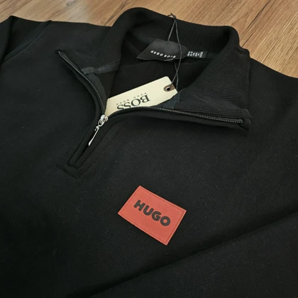 پلیور نیم زیپ طرح هوگو