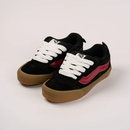 نو اسکول زیرگام مشکی زرشکی/Vans Knu Skool Black Gum