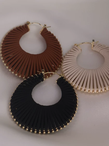 گوشواره چرمی دایره کد E1105