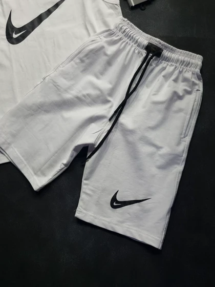 ست تاپ شلوارک نخی نایکی + جوراب