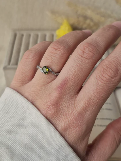 انگشتر جواهری فری سایز بیضی