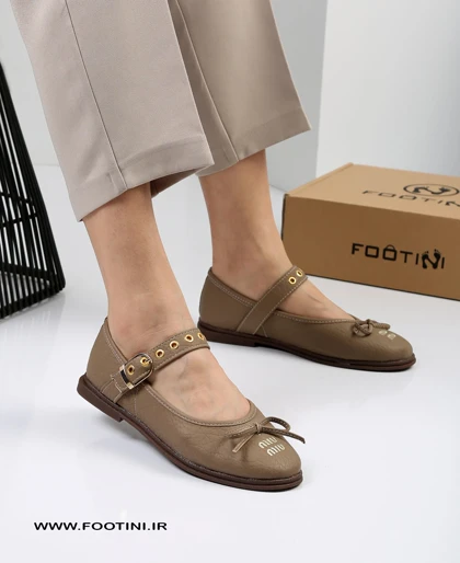 کالج زنانه میومیو 623 MR