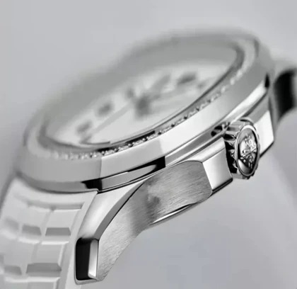 ساعت پتک فیلیپ آکوانا زنانه سیلور سفید دورنگین Patek Philippe Aquanaut