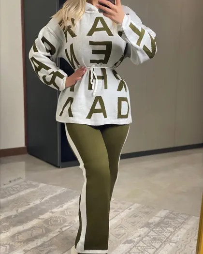 هودی کلاه‌دار