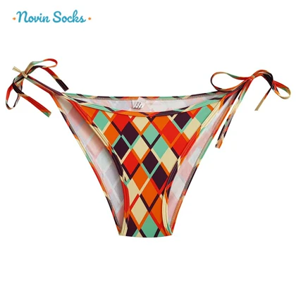 مایو دو تکه زنانه ماریلین مدل پددار لوزی کد 3686-7100