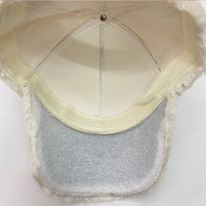 کلاه و گوشگیر دخترانه