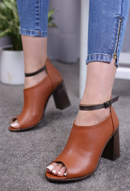 کفش زنانه مجلسی پاشنه‌دار مرلین کد701