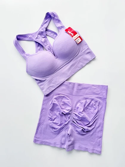 ست نیم‌تنه کاپ‌دار پشت قهرمانی و شورتک پشت چروک سیملس