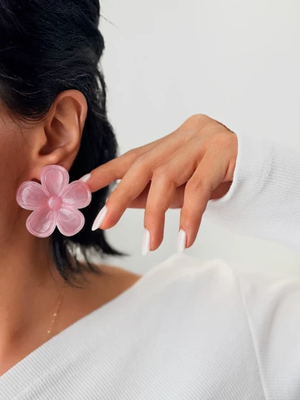 گوشواره گل های رزینی رنگی شفاف