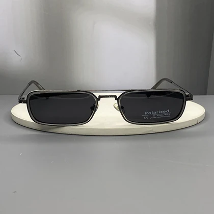 عینک آفتابی کررا با فریم کائوچو و فلز و لنز پلی‌کربنات پلاریزه UV400 Carrera Polarized Hybrid