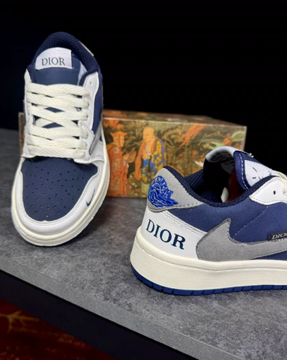 کتانی جردن تراویس دیور ست