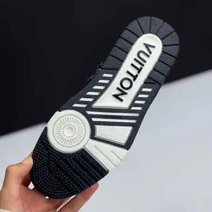 کتانی لویی ویتون ترینر مشکی سفید Louis Vuitton Trainer Black White