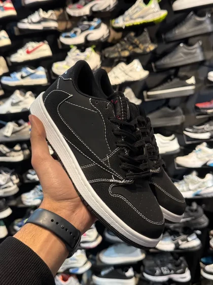 کتانی ترویس مردانه مشکی