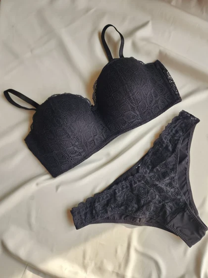 ست سوتین و شورت با ابرنازک فنردار NBB کد: 4848