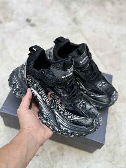 کتانی مردانه بالانسیگا پالیشی