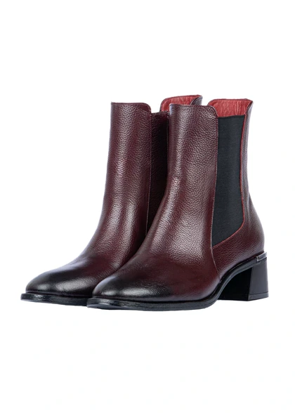 نیم بوت چرم زنانه مدل ملودی سیگنچر