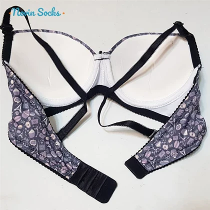 ست شورت و سوتین زنانه لناژنکن مدل اسفنجی فنردار 5740-1