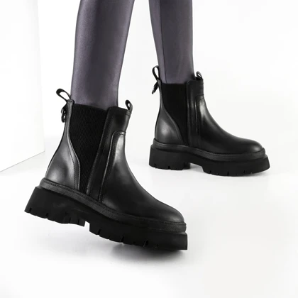 بوت و نیم بوت زنانه و دخترانه مدل دو بر کش رنگ مشکی کد M627