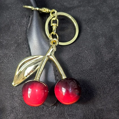 چارم بگ و جاسویئچی چری CHERRY