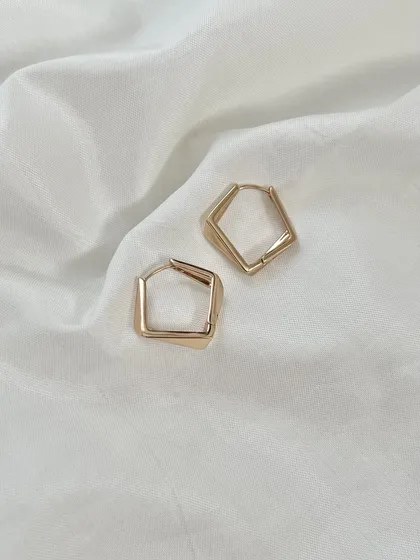 گوشواره چند ضلعی